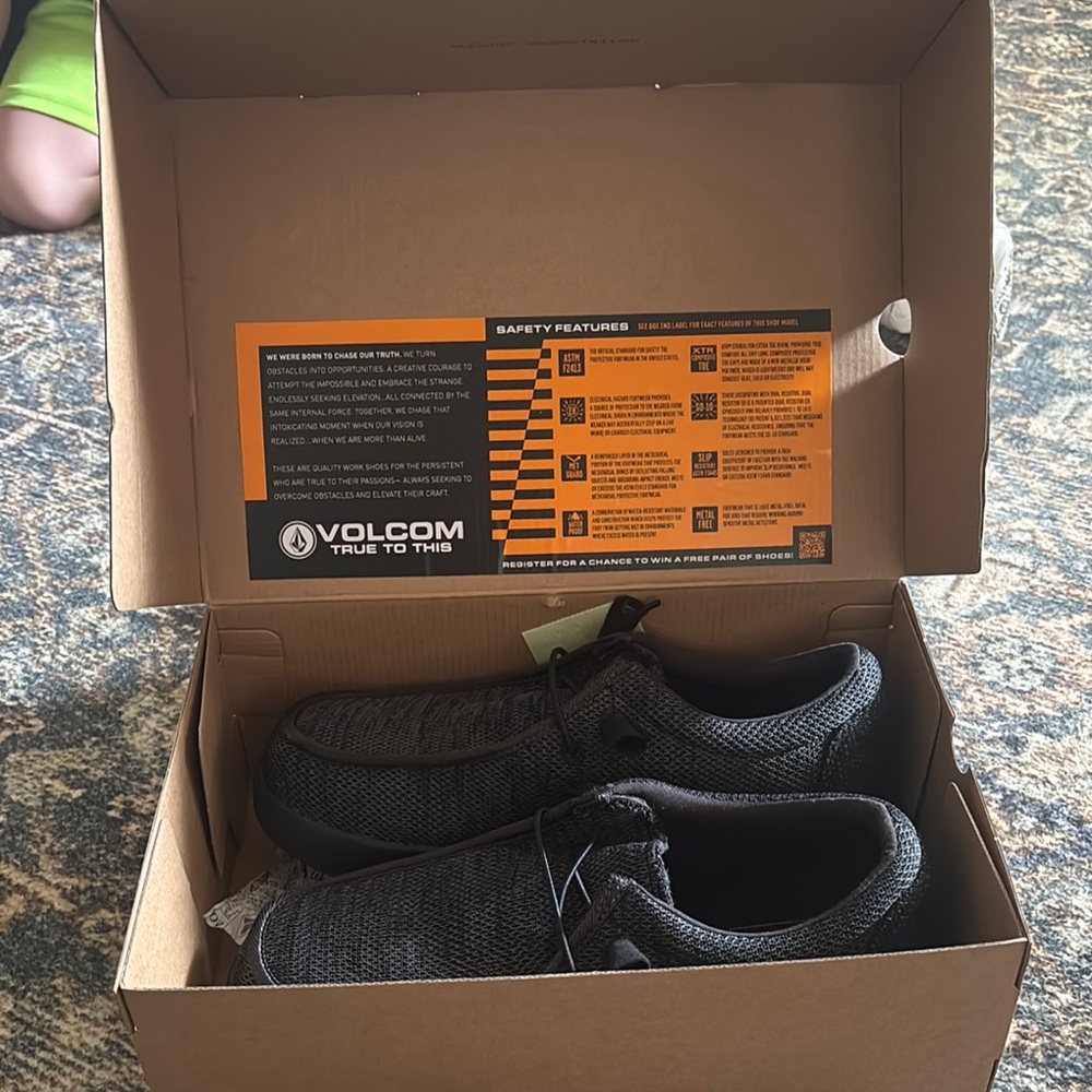 Volcom Black Knit Steel Toe Shoes